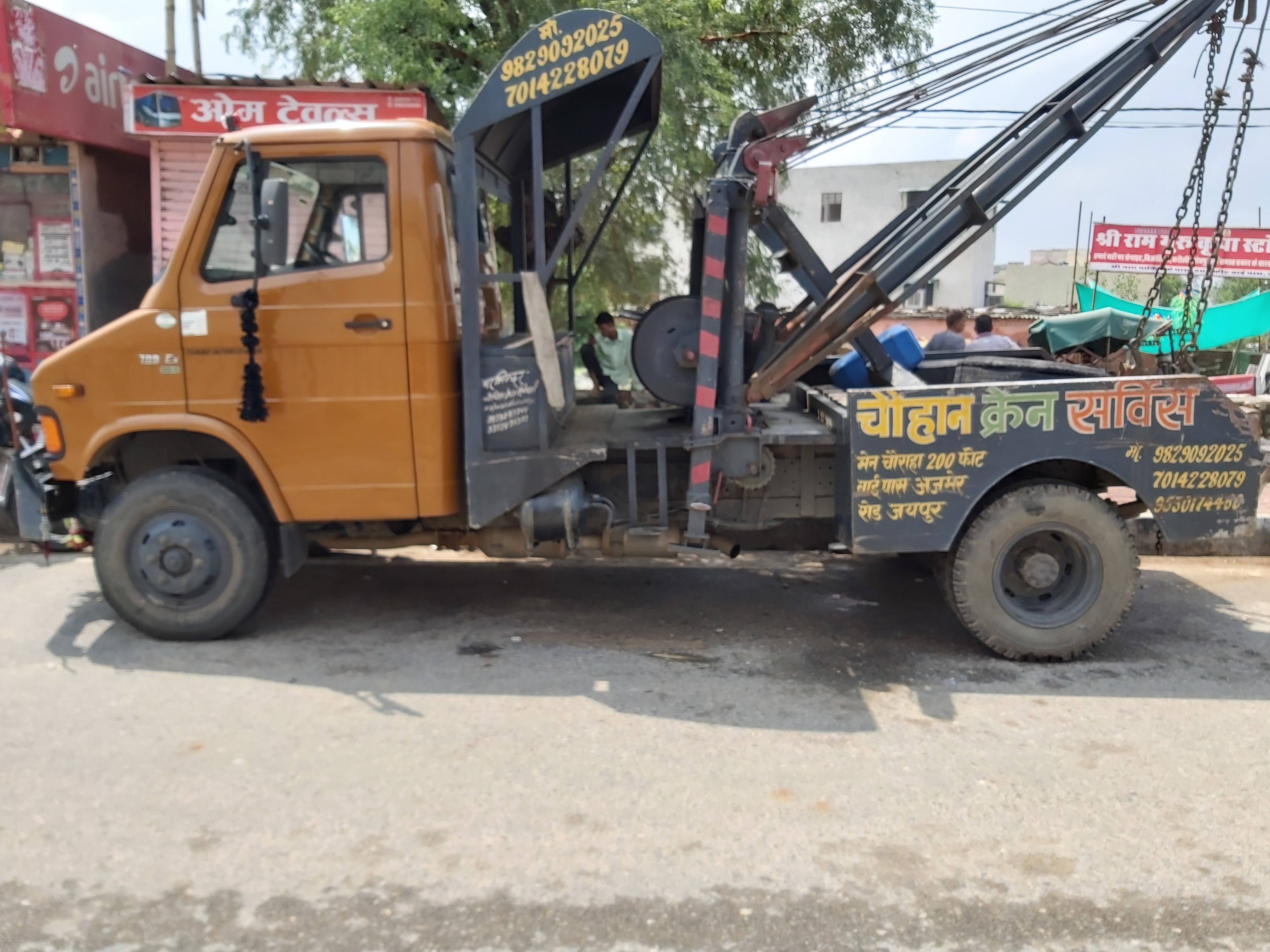 Heavy vehicle towing on NH-48 highway Rajasthan